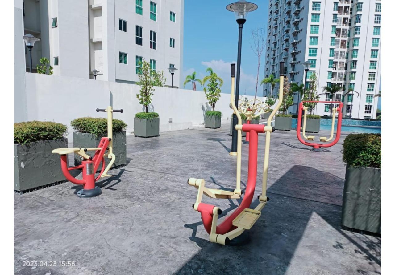 City Town 2-6 Pax Beautiful View Cozy Condo, Jelutong, Georgetown, Centre Heart Of Penang Island, Near Highway Komtar Gurney Extérieur photo